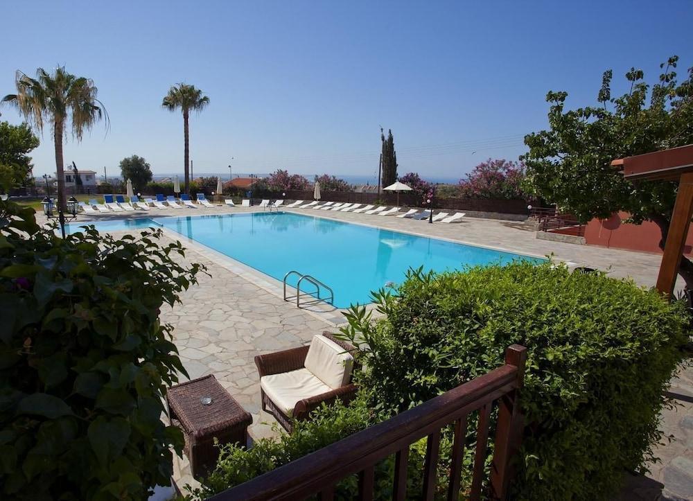 Episkopiana Hotel & Sport Resort Episkopi  Экстерьер фото