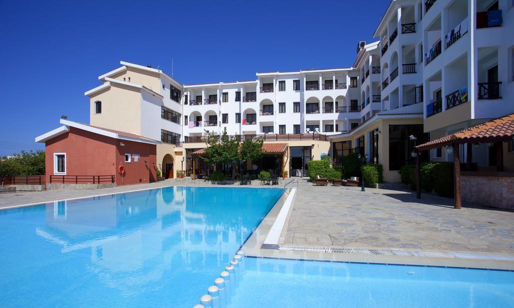 Episkopiana Hotel & Sport Resort Episkopi  Экстерьер фото