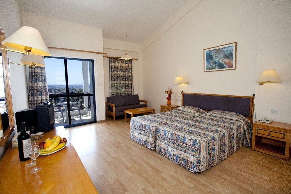 Episkopiana Hotel & Sport Resort Episkopi  Экстерьер фото