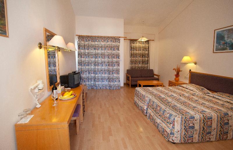 Episkopiana Hotel & Sport Resort Episkopi  Экстерьер фото